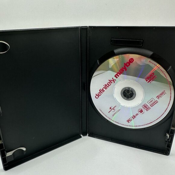 Definitely Maybe DVD Ryan Reynolds Universal Romantic Comedy Widescreen PG 13 - Picture 3 of 3